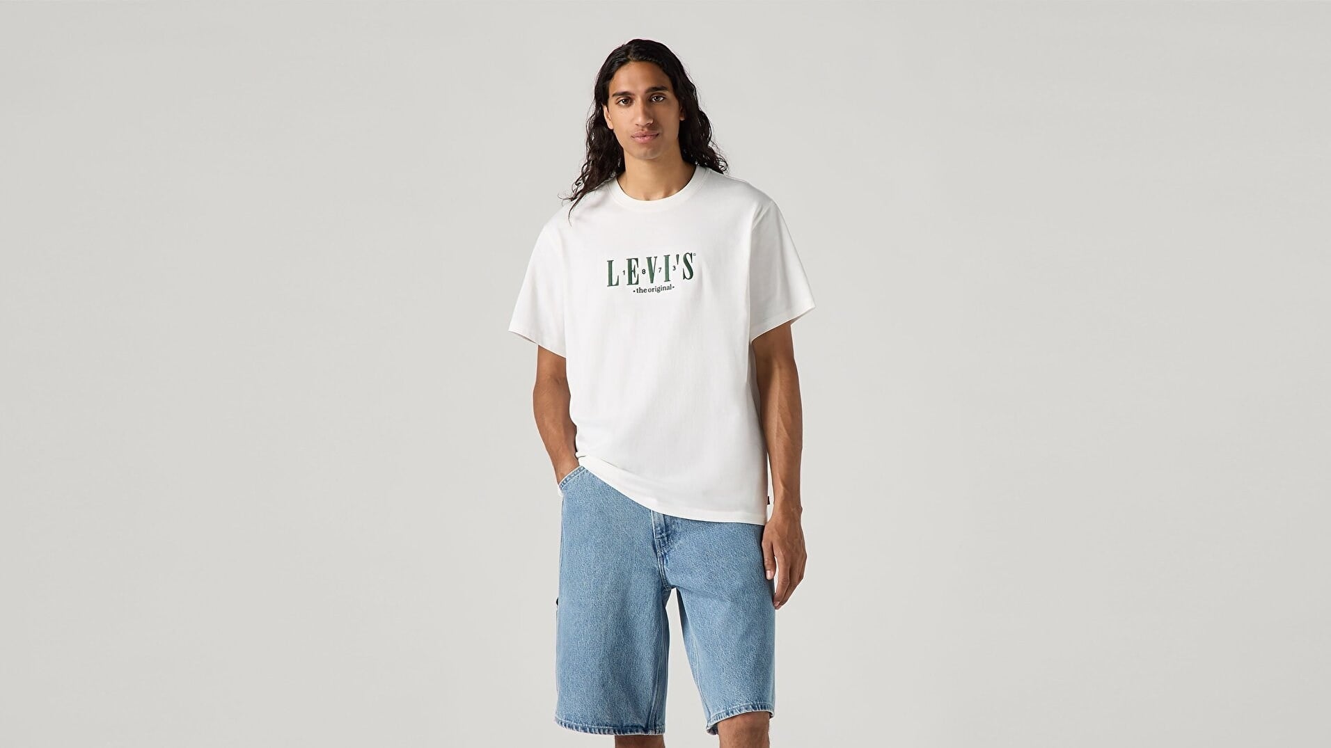 LSE_SS RELAXED FIT TEE SERIF LOGOBEYAZ