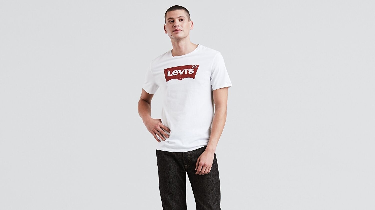 GRAPHIC SETIN NECK GRAPHIC WHITE TR WHBEYAZ