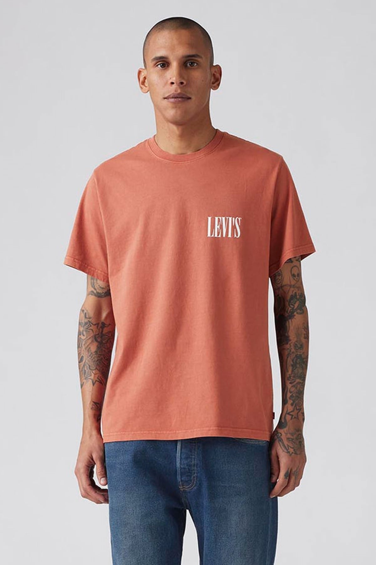 SS RELAXED FIT TEE SSNL SERIF LOGO ETRUKIRMIZI