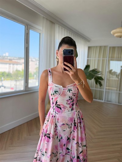  Biyeli Floral Desen Elbise 