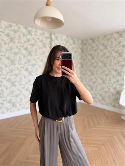 Altı Büzgülü Siyah Tshirt