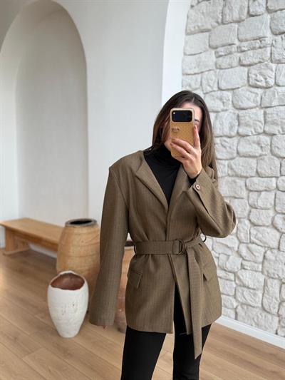 Balıksırtı Kuşaklı Vizon Ceket