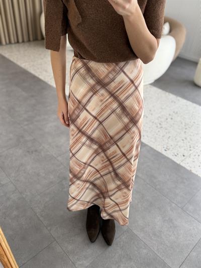 Batik Desen Ekose Saten Etek