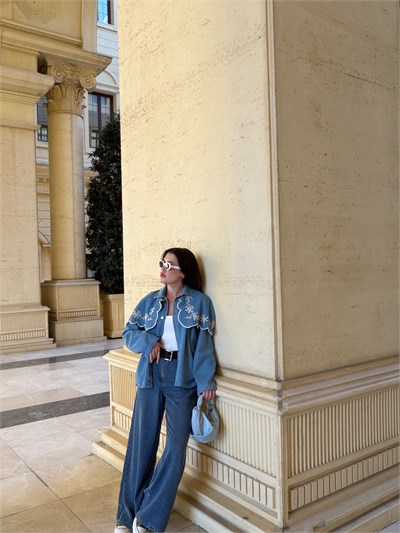 Bebe Yaka Nakışlı Denim Ceket