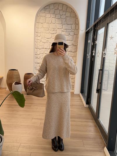 Bej Rengi Etek-Kazak Triko Takım