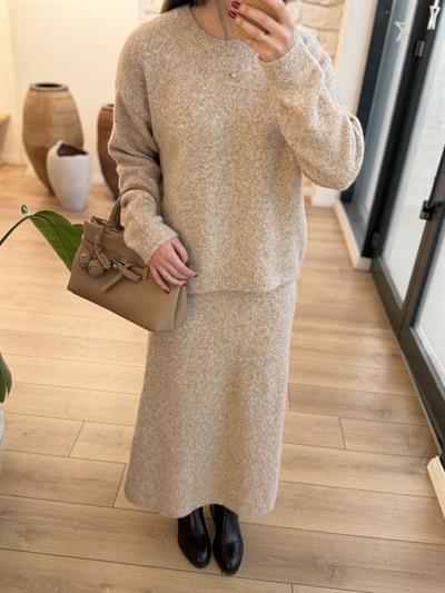 Bej Rengi Etek-Kazak Triko Takım