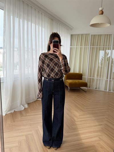 Bel Aksesuarlı Lacivert Jean