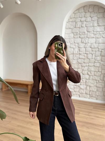 Bele Oturan Acı Kahve Süet Ceket