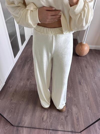 Beli Lastikli Ekru Kadife Pantolon