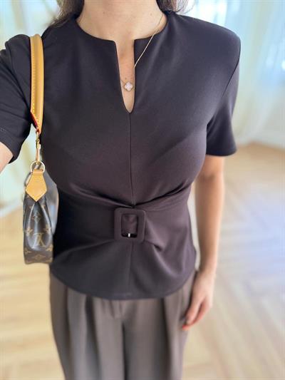 Beli Tokalı Acı Kahve Çelik Tshirt