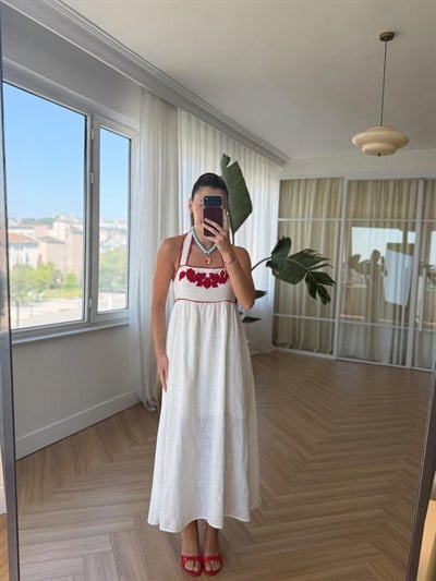 Bella Rosa Kırmızı İşlemeli Elbise