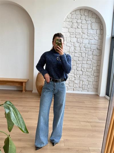 Bol Paça Siyah Kemerli Mavi Jean