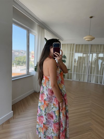 Boyundan Bağlamalı Floral Desen Elbise