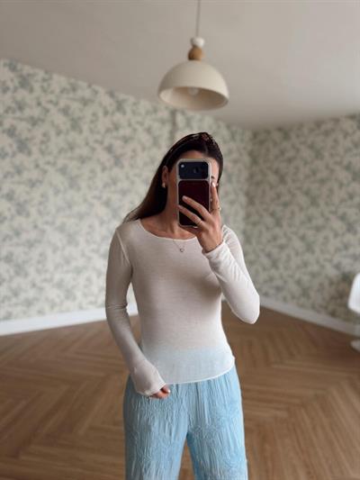 Bs Transparan Beyaz Bluz 