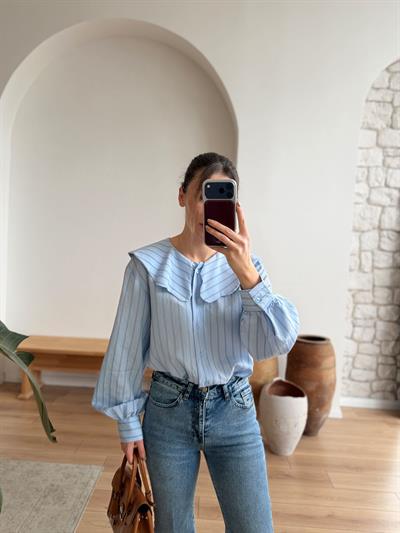 Büyük Yakalı Çizgili Gömlek