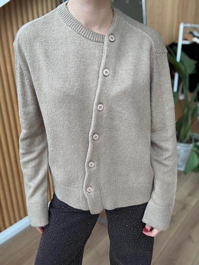 Çapraz Düğmeli Vizon Hırka