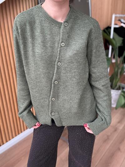 Çapraz Düğmeli Yeşil Hırka