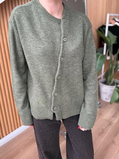 Çapraz Düğmeli Yeşil Hırka