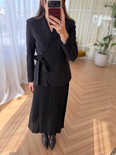 Ceketli Pileli Elbise Takım 