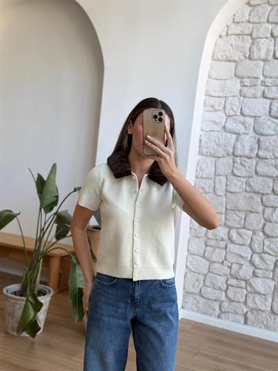 Çıkarılabilir Kürk Yakalı Ekru Triko Hırka