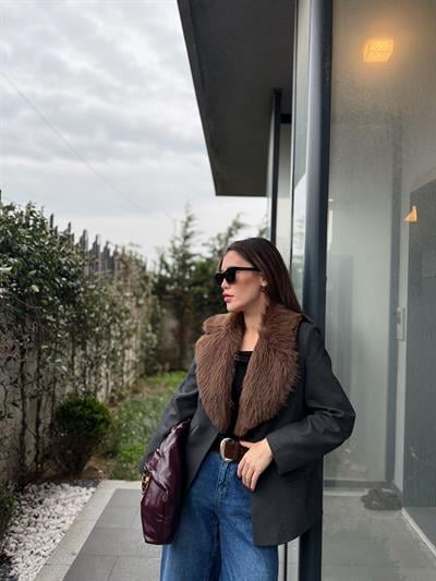 Çıkarılabilir Kürk Yakalı Gri Blazer Ceket