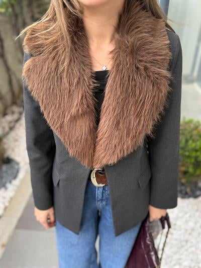 Çıkarılabilir Kürk Yakalı Gri Blazer Ceket