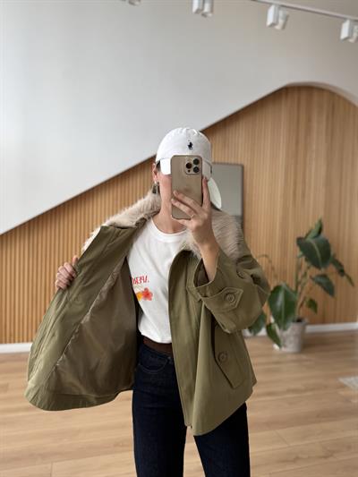 Çıkarılabilir Kürk Yakalı Haki Mont