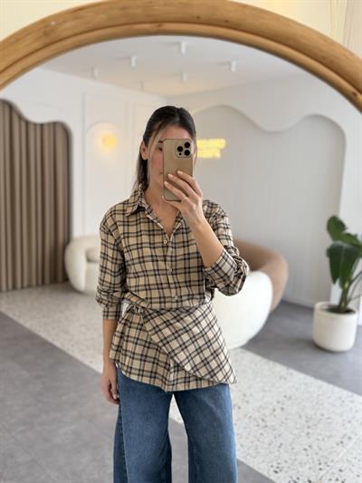 Çıkarılabilir Şal Detaylı Bej Kahverengi Ekose Gömlek