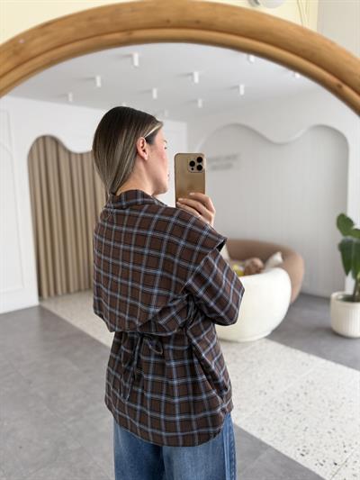 Çıkarılabilir Şal Detaylı Mavi Kahverengi Ekose Gömlek