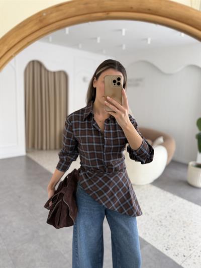 Çıkarılabilir Şal Detaylı Mavi Kahverengi Ekose Gömlek