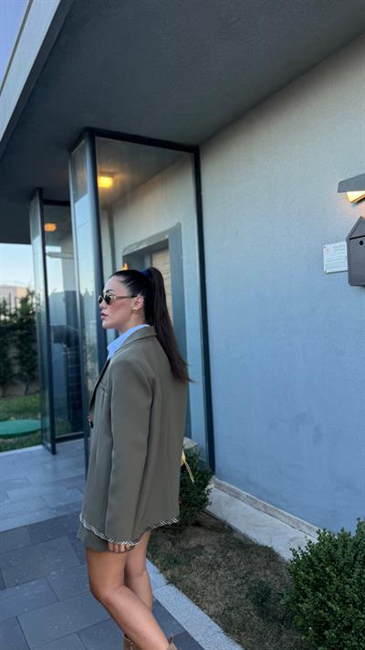 Çizgili Astarlı Haki Blazer Ceket