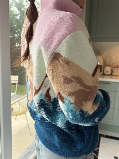 Dağ Desenli Yakası Pembe Geçişli Peluş Polar