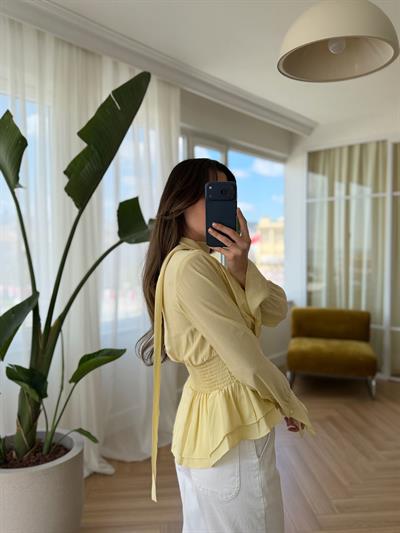 Dantelli Fularlı Sarı Tensel Bluz