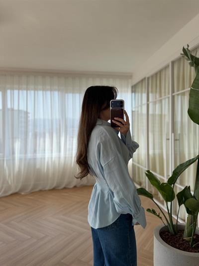 Deniz Yıldızı Broş Detaylı Mavi Gömlek