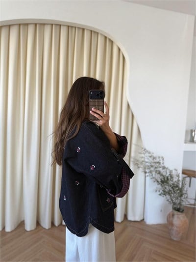 Deri Yaka Nakışlı Lacivert Denim Ceket
