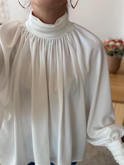 Drapeli Balon Kol Ekru Saten Bluz