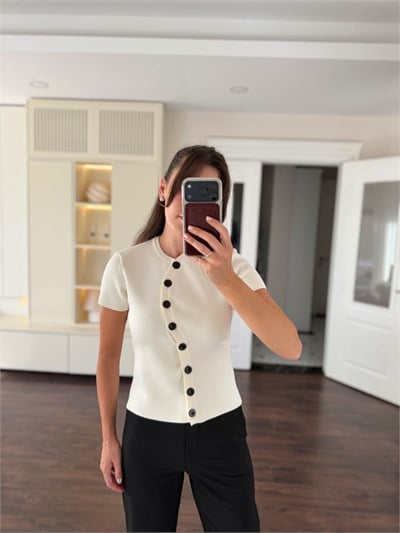 Düğmeli Krem Çelik Örme Triko Hırka