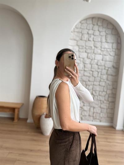 Ekru Tek Omuz Bodysuit