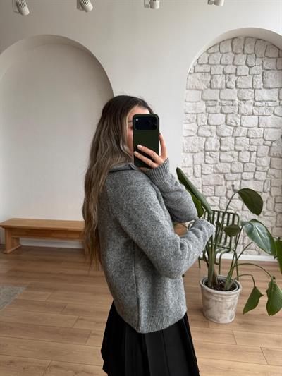 Fermuarlı Gri Hırka