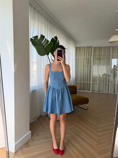 Fiyonk Detaylı Buz Mavisi Denim Elbise