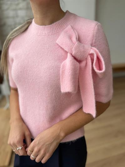 Fiyonk Detaylı Pembe Yumoş Triko Kazak