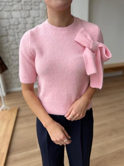 Fiyonk Detaylı Pembe Yumoş Triko Kazak