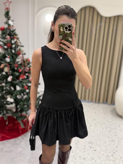 Fiyonk Detaylı Siyah Poplin Elbise