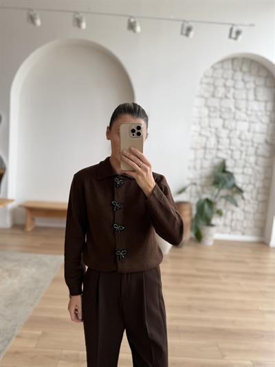 Fiyonk Düğmeli Uzun Kollu Kahverengi Hırka