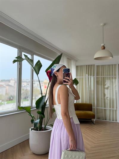 Flora Beyaz Büstiyer