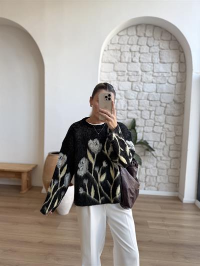 Floral Desen Tüylü Triko