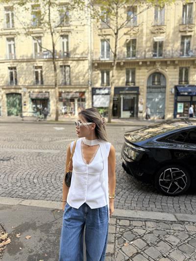 Fularlı Dantel Detaylı Beyaz Bluz