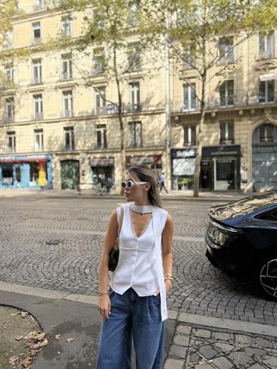 Fularlı Dantel Detaylı Beyaz Bluz