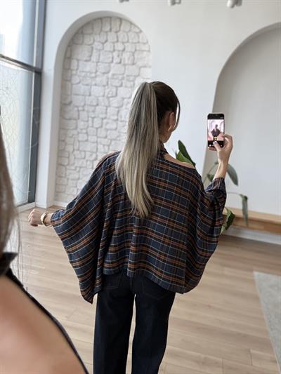 Fularlı Ekose Desen Dökümlü Bluz