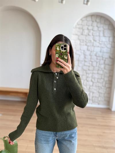 Geniş Polo Yaka Haki Kazak